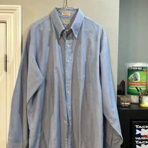 L.L. Bean mens long sleeved cotton button up dress shirt size 18-35